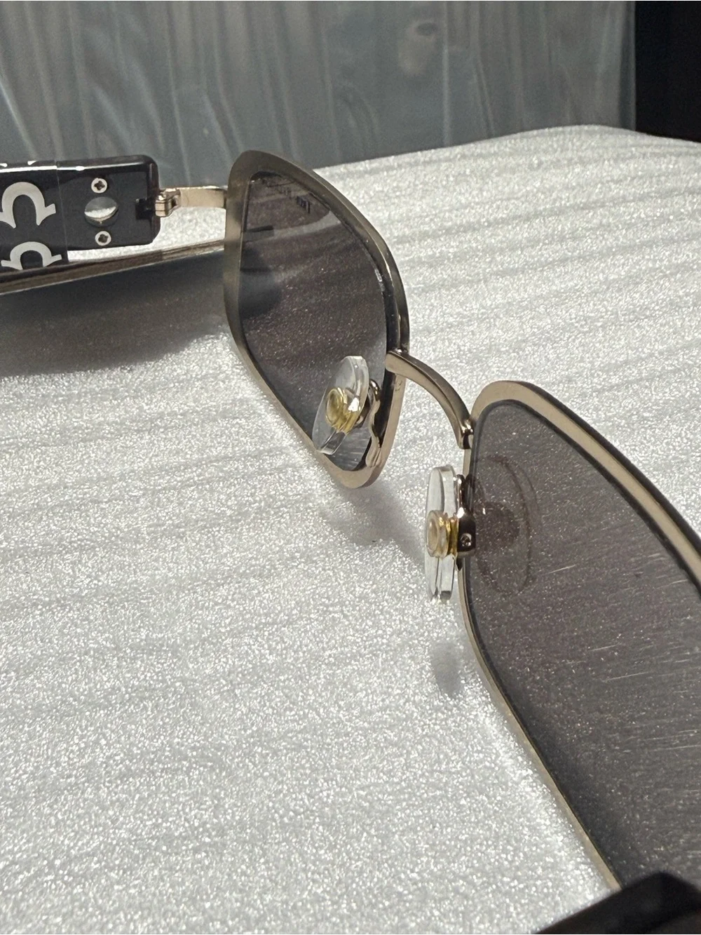 True Religion UNISEX TR26862 Gold Rectangle Sunglasses Gray Lens SR1025 NWT